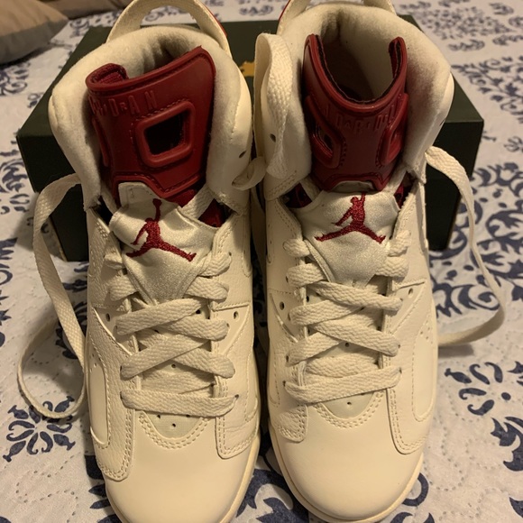 Jordan Retro 6 Maroon - Picture 4 of 5